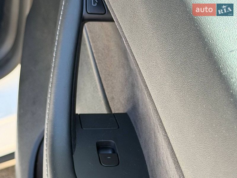 Позашляховик / Кросовер Tesla Model Y 2021 в Стрию фото 59 Позашляховик / Кросовер Tesla Model Y 2021 в Стрию