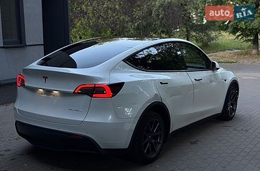 Позашляховик / Кросовер Tesla Model Y 2022 в Києві фото 7 Позашляховик / Кросовер Tesla Model Y 2022 в Києві