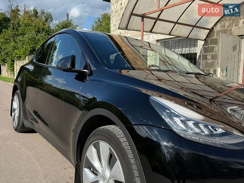 Позашляховик / Кросовер Tesla Model Y 2023 в Буську фото 12 Позашляховик / Кросовер Tesla Model Y 2023 в Буську