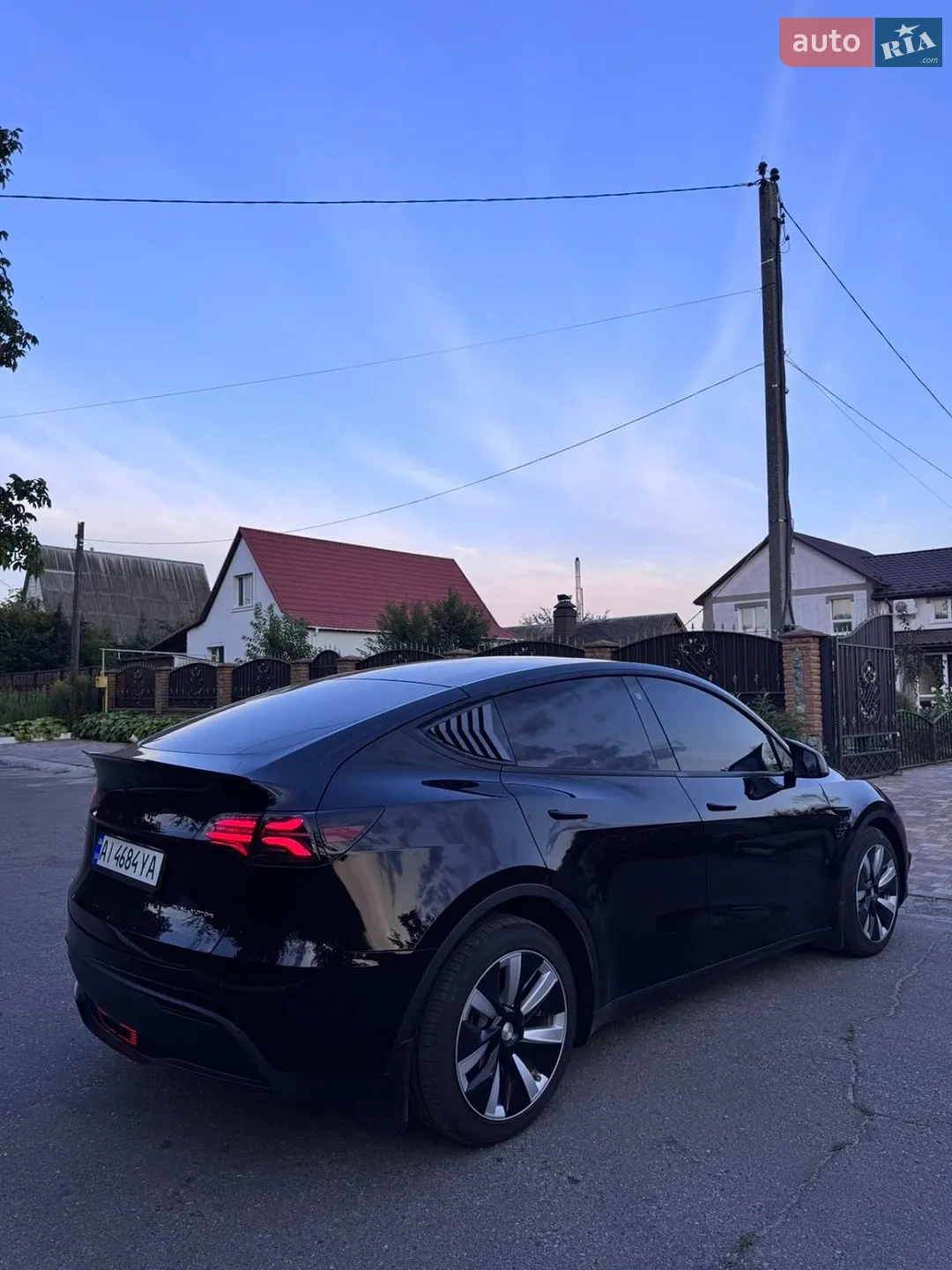 2023 Tesla Model Y - мініатюра 9