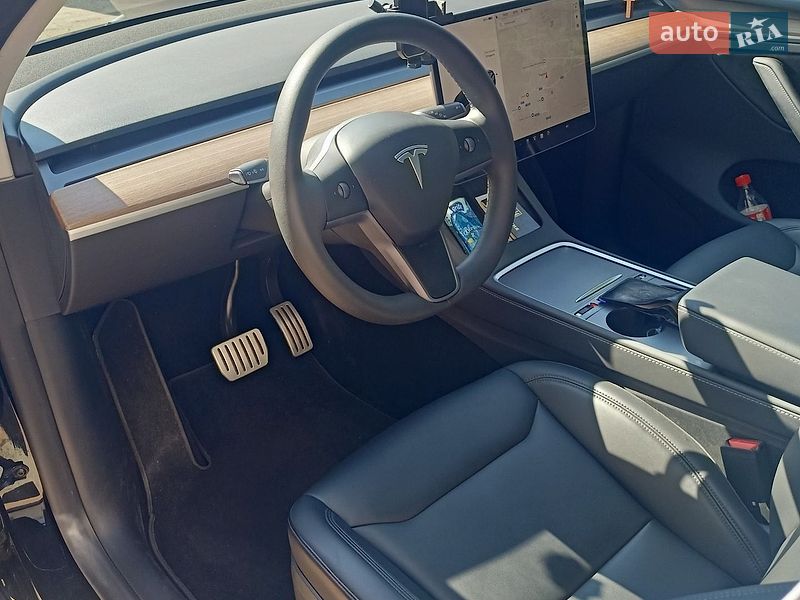 Внедорожник / Кроссовер Tesla Model Y 2023 в Львове фото Внедорожник / Кроссовер Tesla Model Y 2023 в Львове
