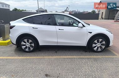 Позашляховик / Кросовер Tesla Model Y 2022 в Жашківу