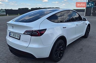 Позашляховик / Кросовер Tesla Model Y 2022 в Кагарлику