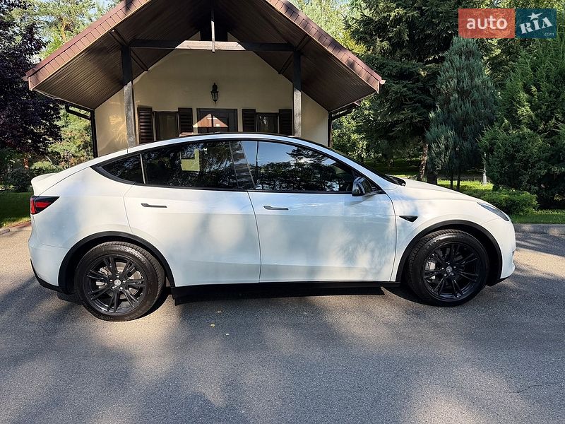 Внедорожник / Кроссовер Tesla Model Y 2020 в Киеве фото 13 Внедорожник / Кроссовер Tesla Model Y 2020 в Киеве