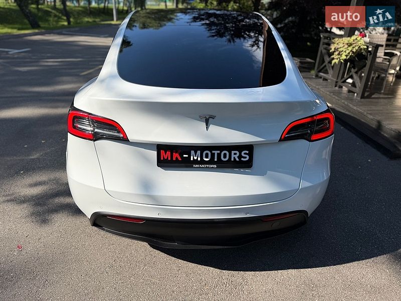 Внедорожник / Кроссовер Tesla Model Y 2020 в Киеве