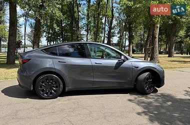 Позашляховик / Кросовер Tesla Model Y 2023 в Києві