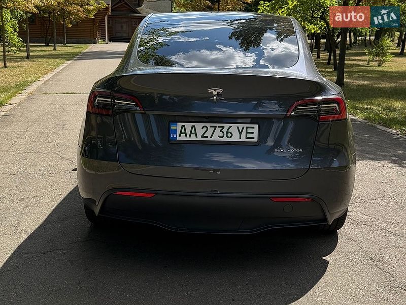 Позашляховик / Кросовер Tesla Model Y 2023 в Києві