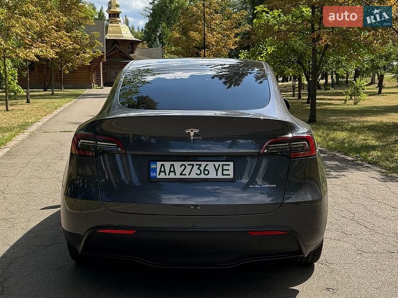 Позашляховик / Кросовер Tesla Model Y 2023 в Києві