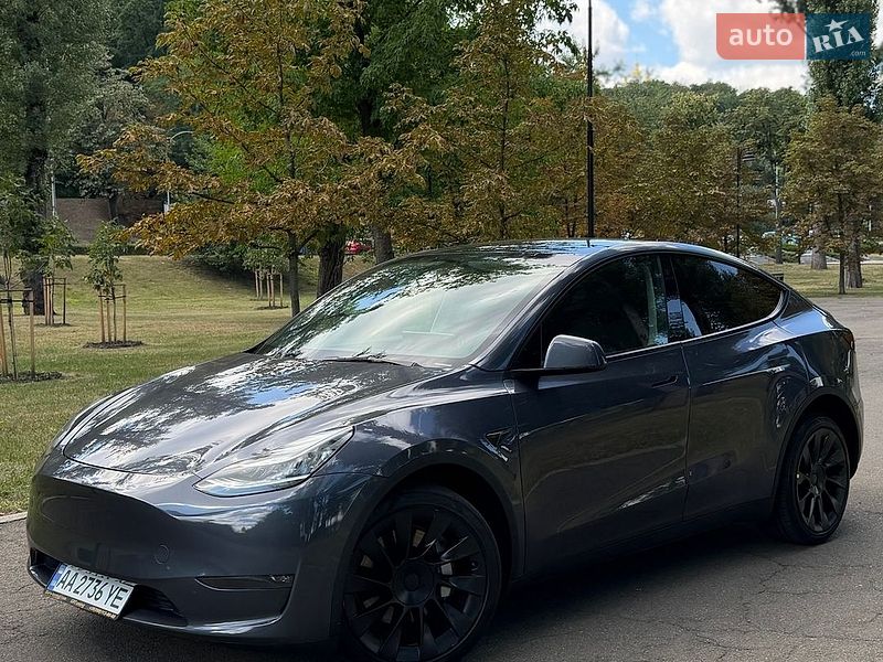 Позашляховик / Кросовер Tesla Model Y 2023 в Києві фото 46 Позашляховик / Кросовер Tesla Model Y 2023 в Києві