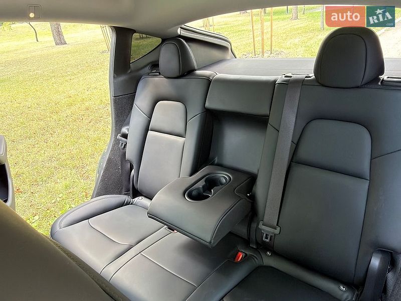 Позашляховик / Кросовер Tesla Model Y 2023 в Києві