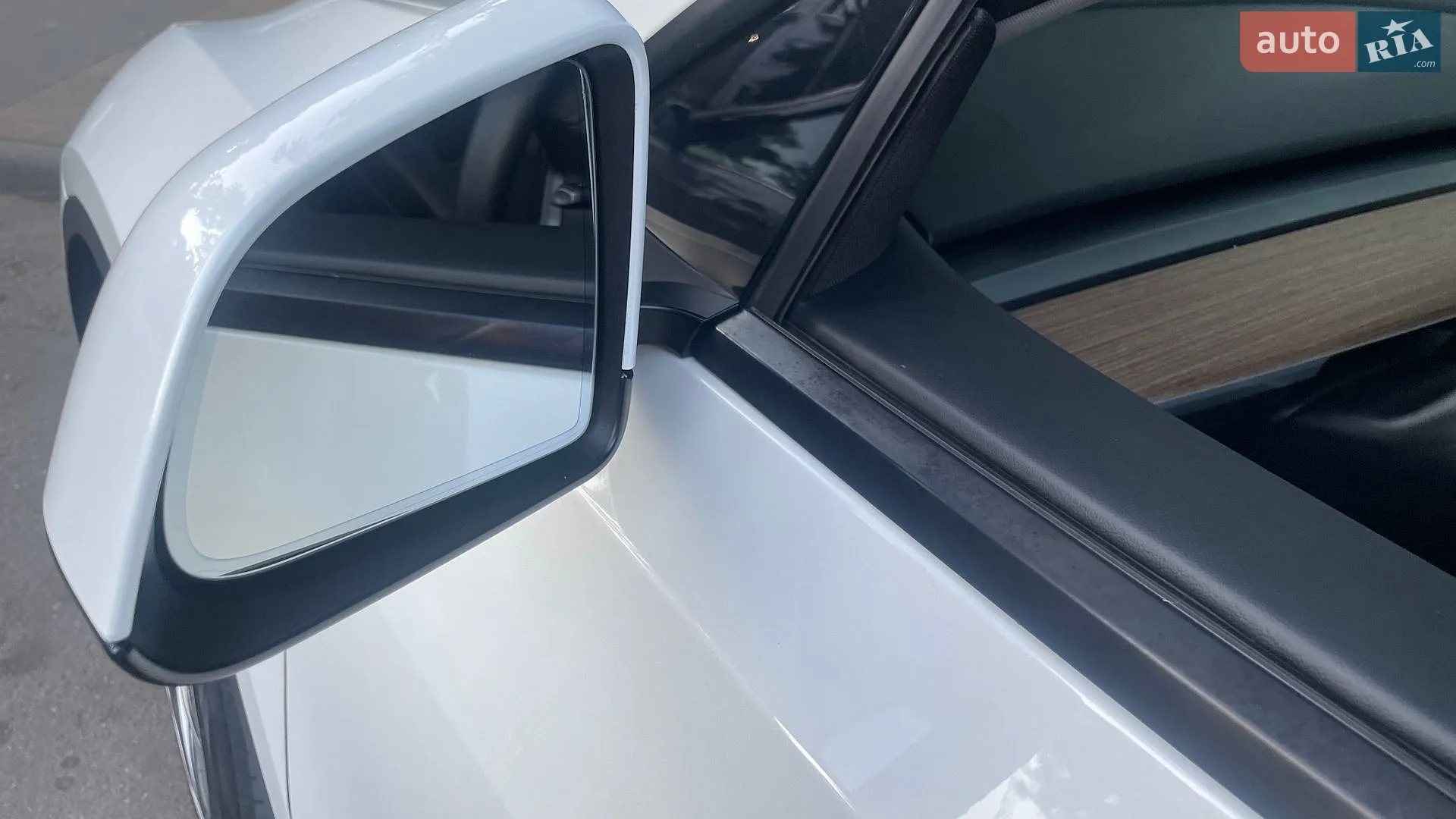 2024 Tesla Model Y - мініатюра 35