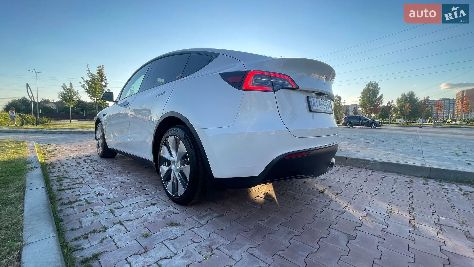 2024 Tesla Model Y - мініатюра 18
