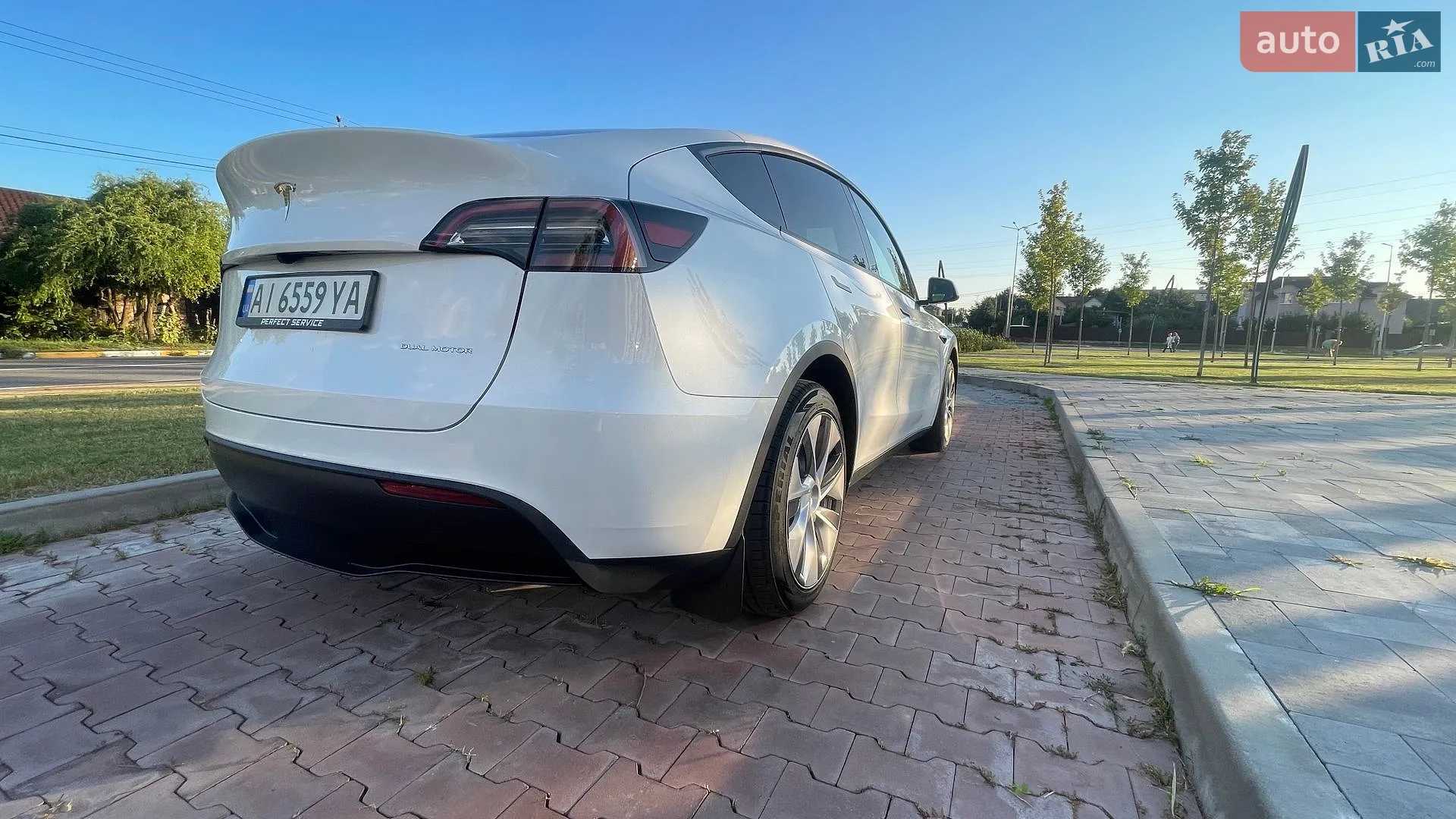 2024 Tesla Model Y - мініатюра 20