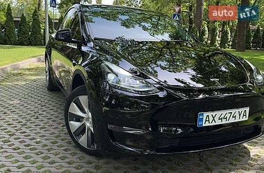 Позашляховик / Кросовер Tesla Model Y 2023 в Харкові