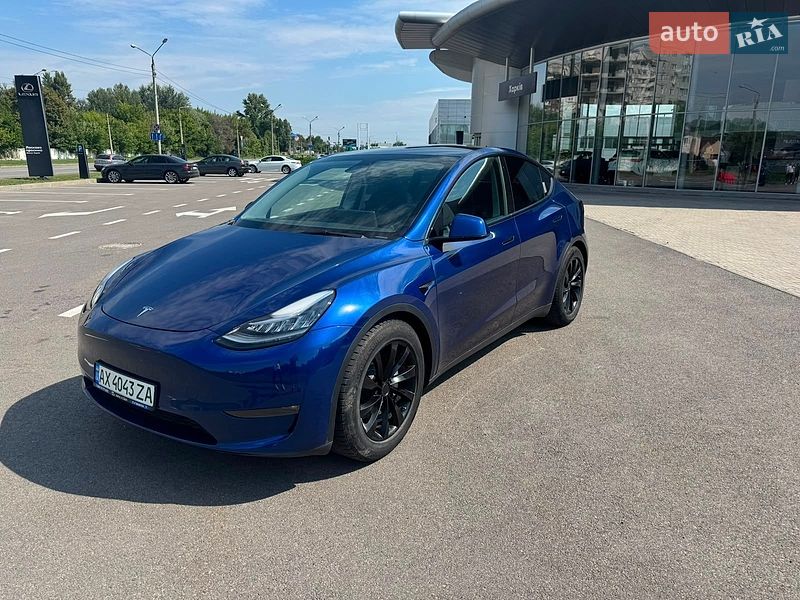 Tesla Model Y 2022