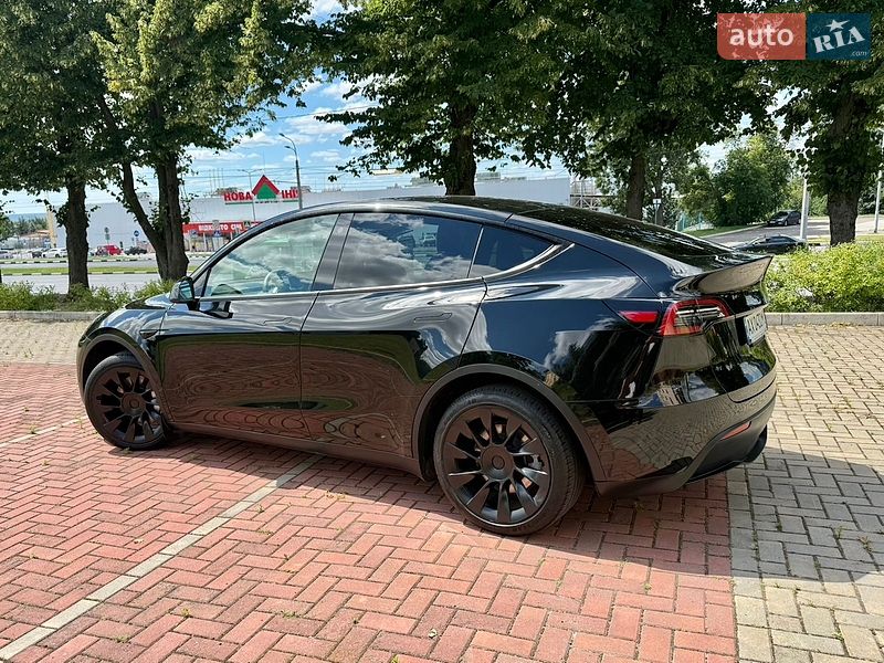 Позашляховик / Кросовер Tesla Model Y 2021 в Харкові фото 31 Позашляховик / Кросовер Tesla Model Y 2021 в Харкові
