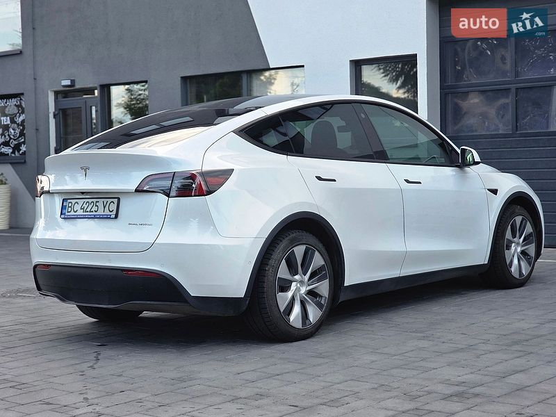 Внедорожник / Кроссовер Tesla Model Y 2022 в Самборе