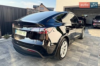 Внедорожник / Кроссовер Tesla Model Y 2023 в Ивано-Франковске