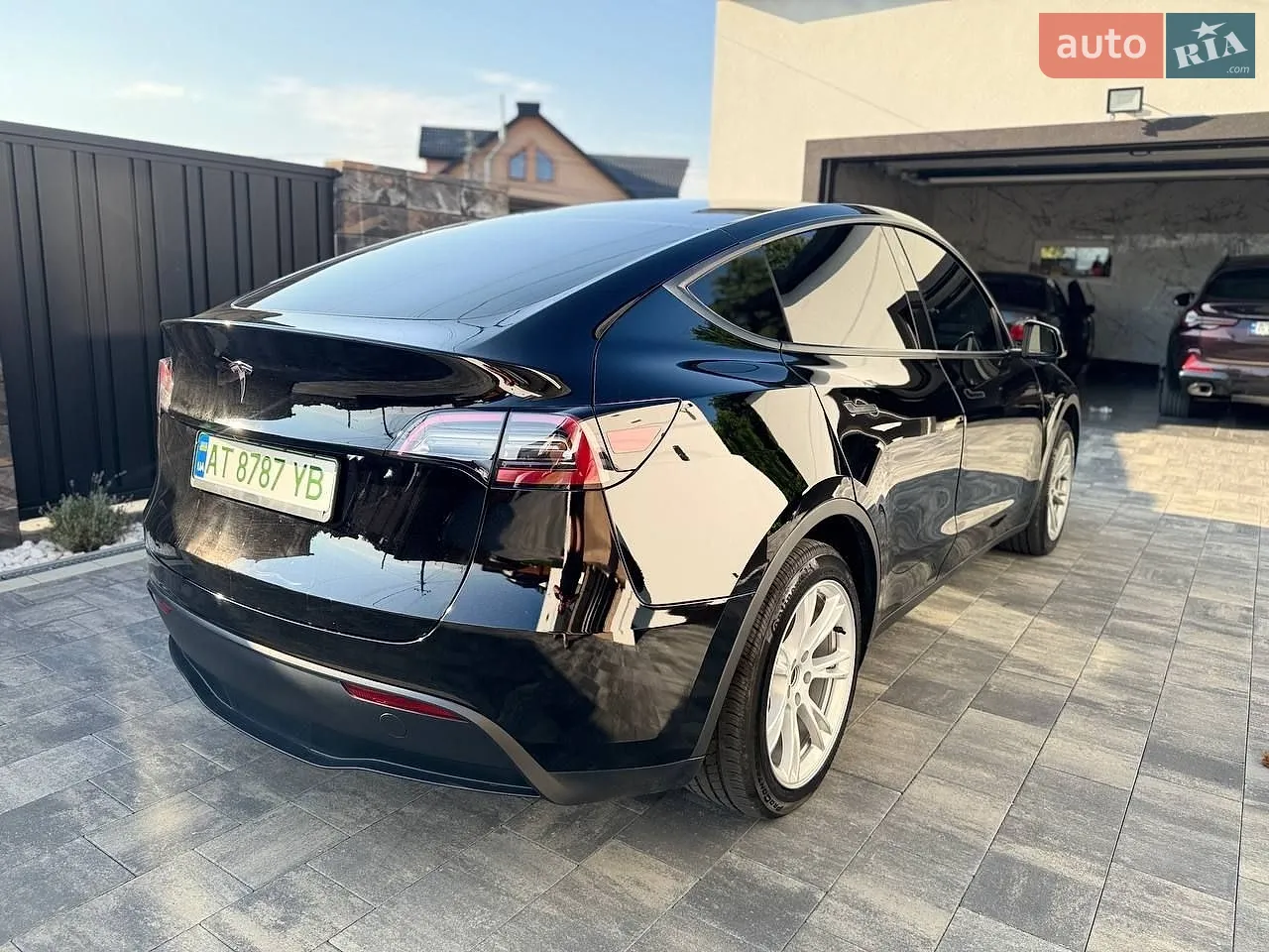 2023 Tesla Model Y - мініатюра 12
