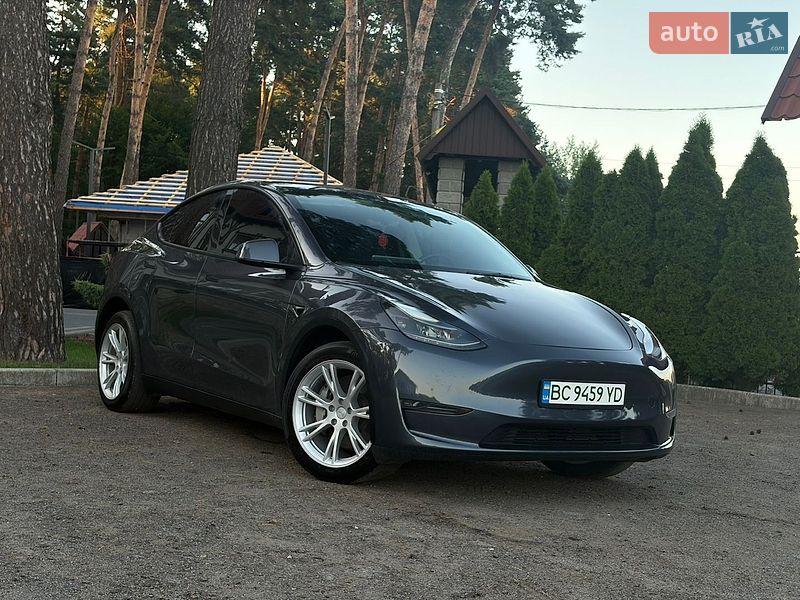 Внедорожник / Кроссовер Tesla Model Y 2023 в Львове фото 3 Внедорожник / Кроссовер Tesla Model Y 2023 в Львове