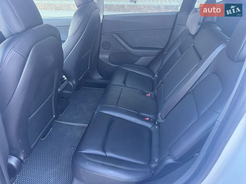 Внедорожник / Кроссовер Tesla Model Y 2021 в Белой Церкви