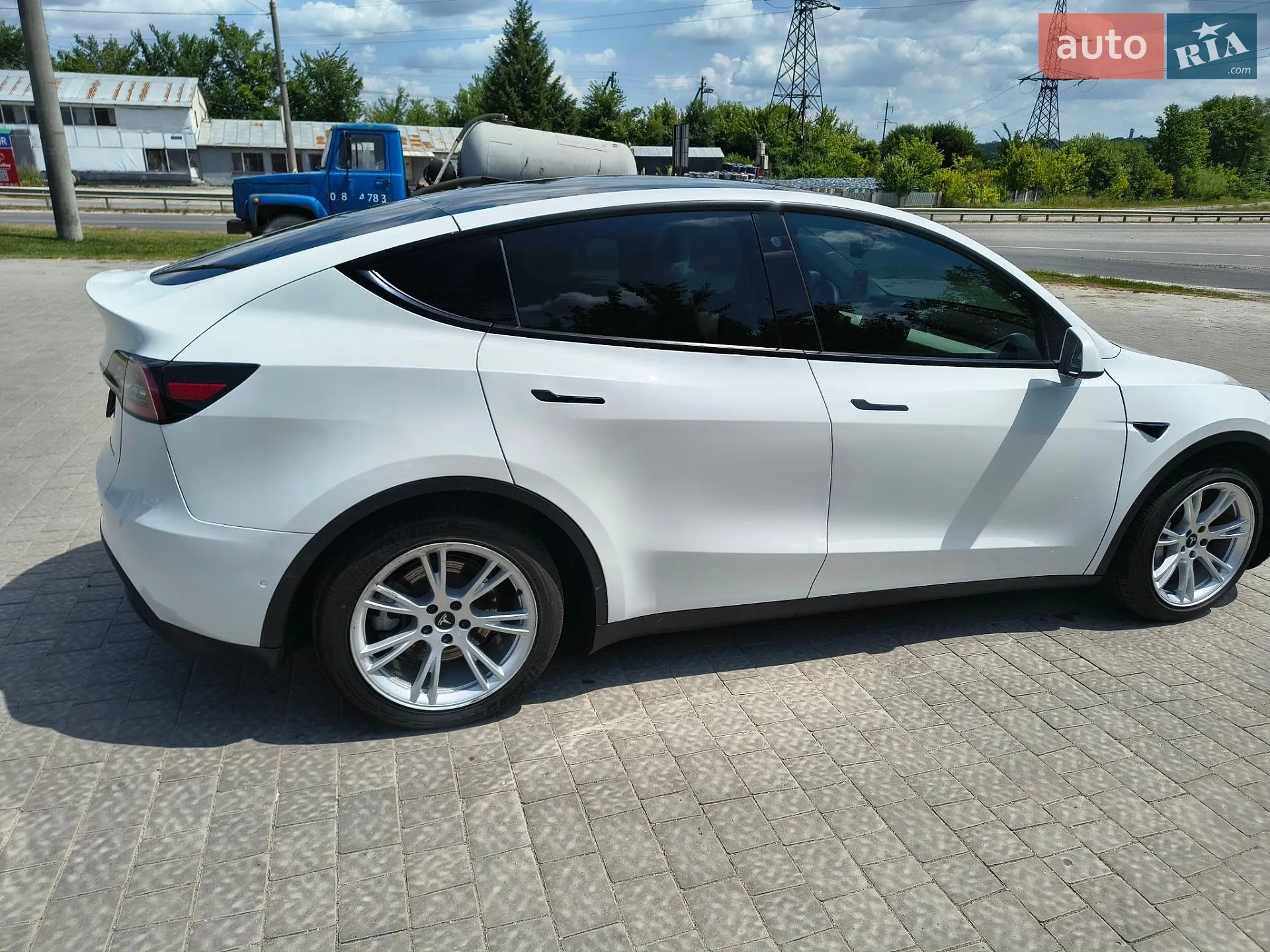 2021 Tesla Model Y - мініатюра 25