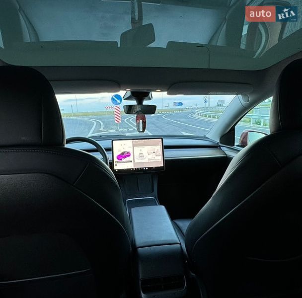 Внедорожник / Кроссовер Tesla Model Y 2022 в Ровно