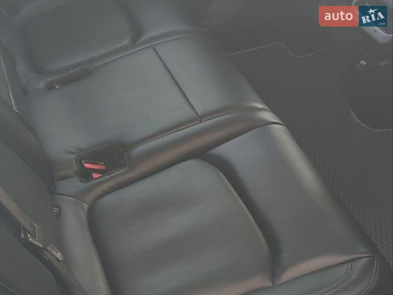 Позашляховик / Кросовер Tesla Model Y 2021 в Києві