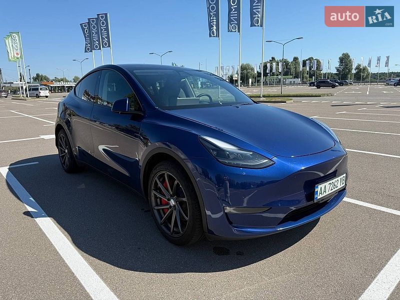 Tesla Model Y 2022