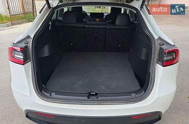 Позашляховик / Кросовер Tesla Model Y 2021 в Львові