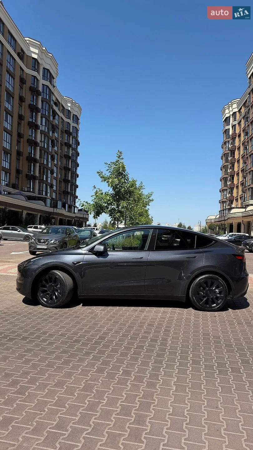 2024 Tesla Model Y - мініатюра 5