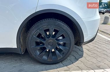 Внедорожник / Кроссовер Tesla Model Y 2023 в Киеве