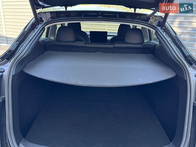Внедорожник / Кроссовер Tesla Model Y 2023 в Днепре