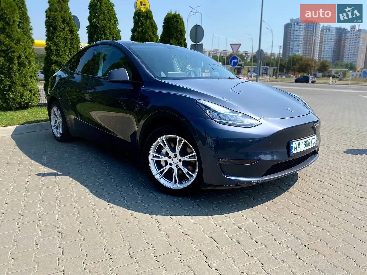 2023 Tesla Model Y - мініатюра 9