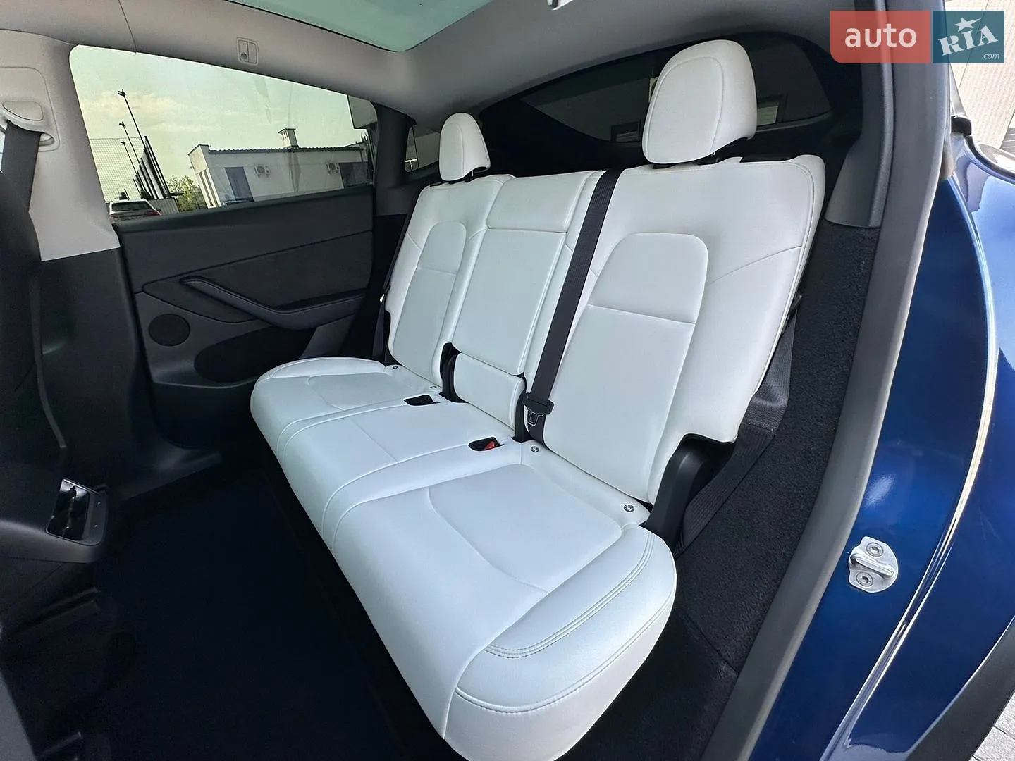 2023 Tesla Model Y - мініатюра 40