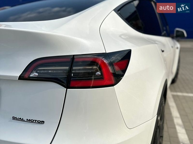 Позашляховик / Кросовер Tesla Model Y 2021 в Вінниці фото 15 Позашляховик / Кросовер Tesla Model Y 2021 в Вінниці