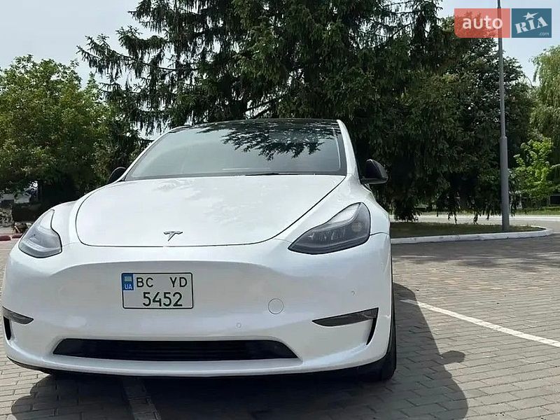 Внедорожник / Кроссовер Tesla Model Y 2022 в Львове