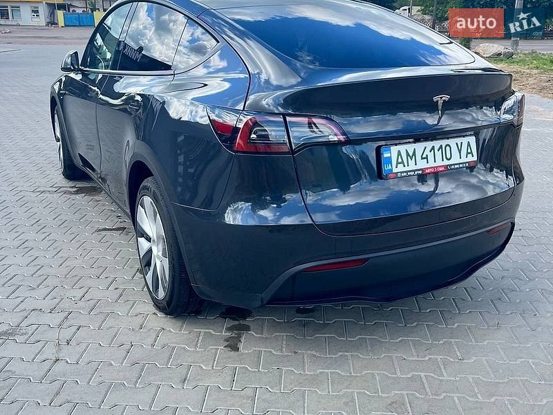 Внедорожник / Кроссовер Tesla Model Y 2024 в Киеве фото 11 Внедорожник / Кроссовер Tesla Model Y 2024 в Киеве