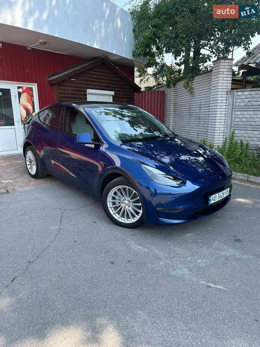 2023 Tesla Model Y - мініатюра 2