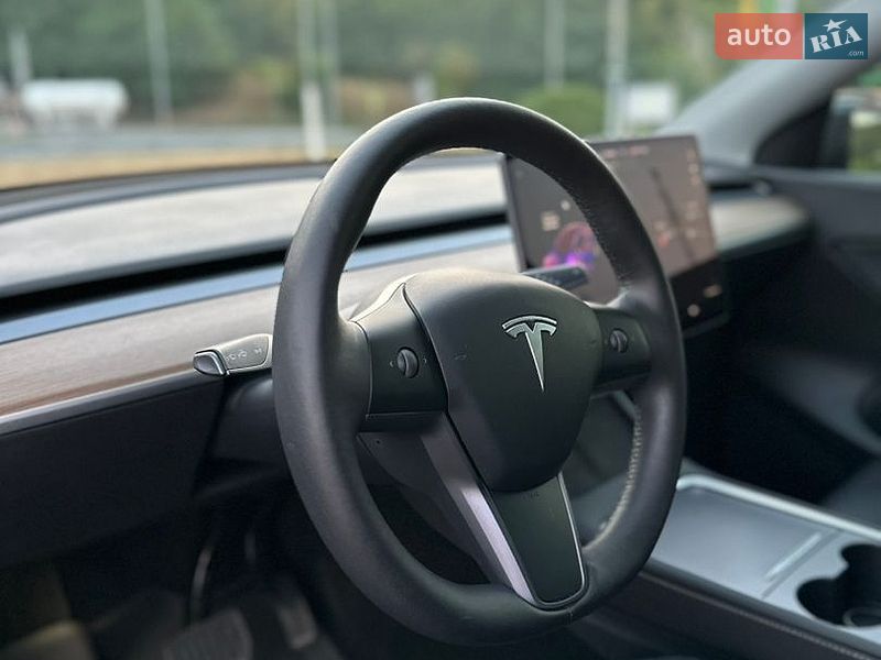 Позашляховик / Кросовер Tesla Model Y 2021 в Вінниці