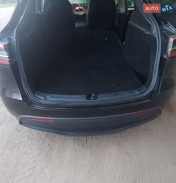 Внедорожник / Кроссовер Tesla Model Y 2023 в Днепре
