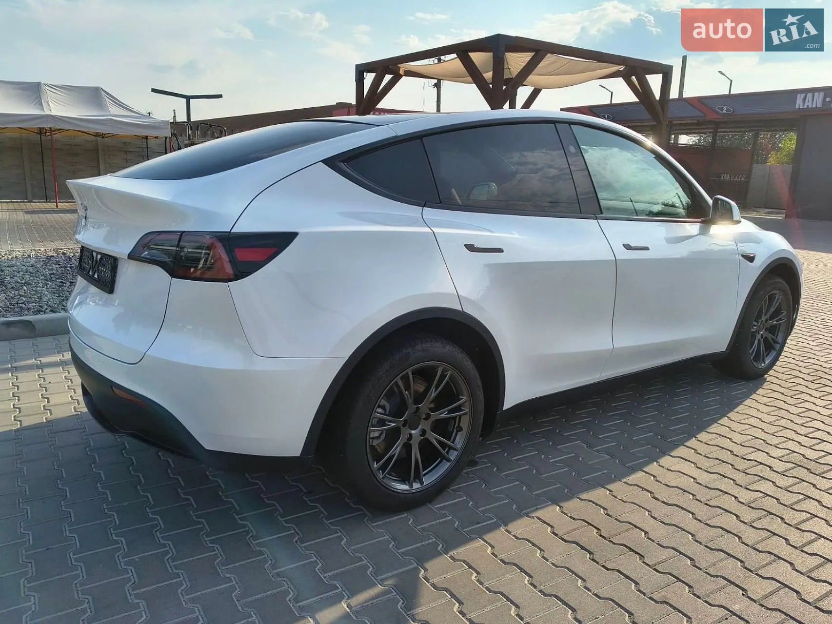 2024 Tesla Model Y - мініатюра 26