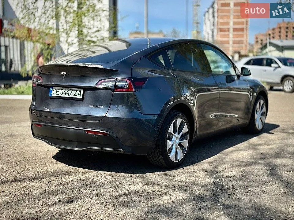 2020 Tesla Model Y - мініатюра 9