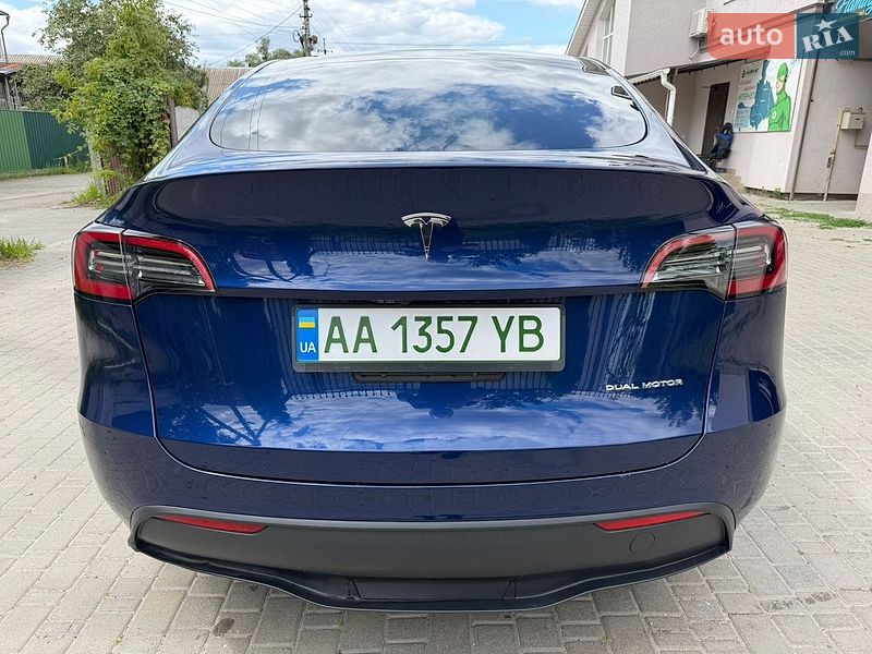 Позашляховик / Кросовер Tesla Model Y 2023 в Києві