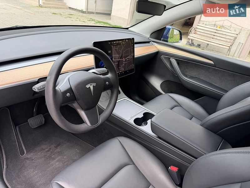 Внедорожник / Кроссовер Tesla Model Y 2023 в Киеве фото 11 Внедорожник / Кроссовер Tesla Model Y 2023 в Киеве