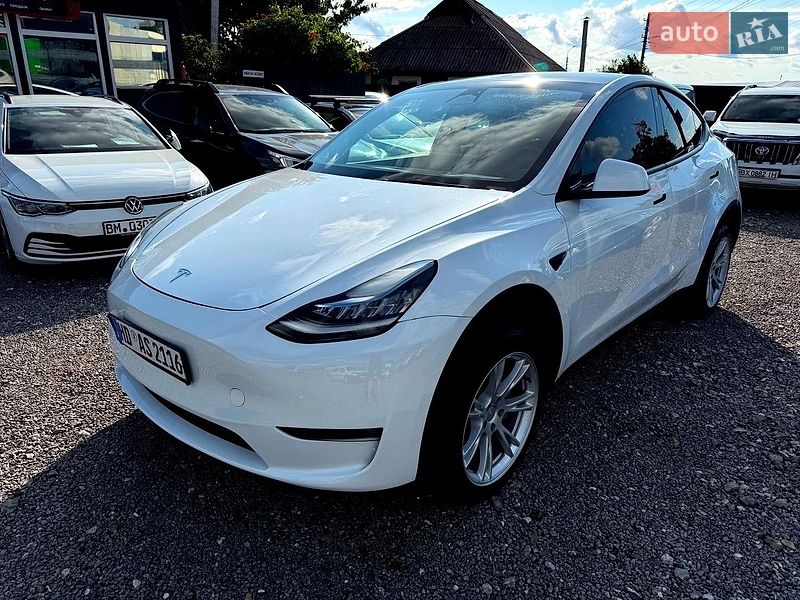 Внедорожник / Кроссовер Tesla Model Y 2023 в Хмельницком