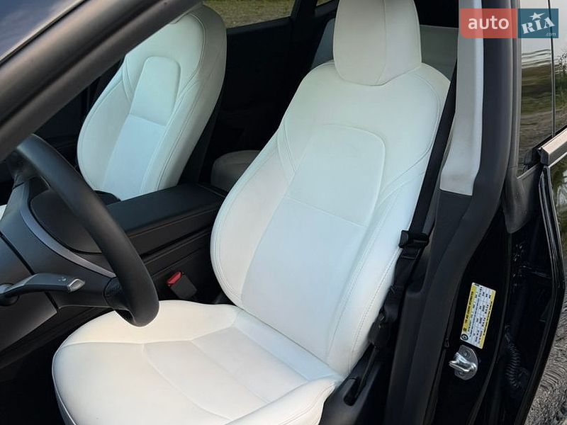 Позашляховик / Кросовер Tesla Model Y 2024 в Самборі фото 19 Позашляховик / Кросовер Tesla Model Y 2024 в Самборі