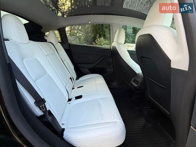 Позашляховик / Кросовер Tesla Model Y 2024 в Самборі фото 34 Позашляховик / Кросовер Tesla Model Y 2024 в Самборі