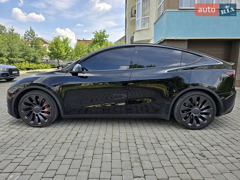 Внедорожник / Кроссовер Tesla Model Y 2023 в Ивано-Франковске фото 6 Внедорожник / Кроссовер Tesla Model Y 2023 в Ивано-Франковске