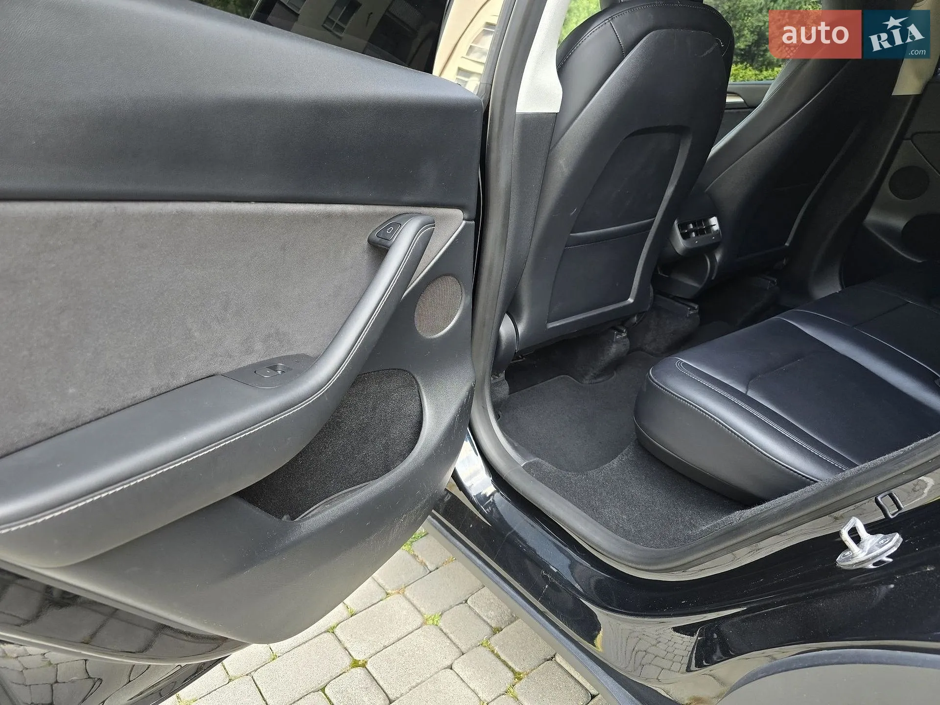 2023 Tesla Model Y - мініатюра 11